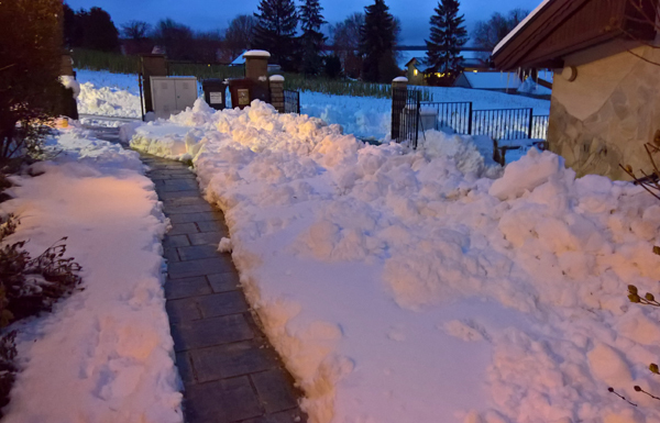 blog-20190105-schnee-abend